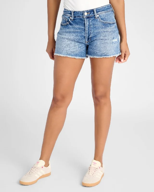 Fashion Forward Outfits Carrie High Rise Short