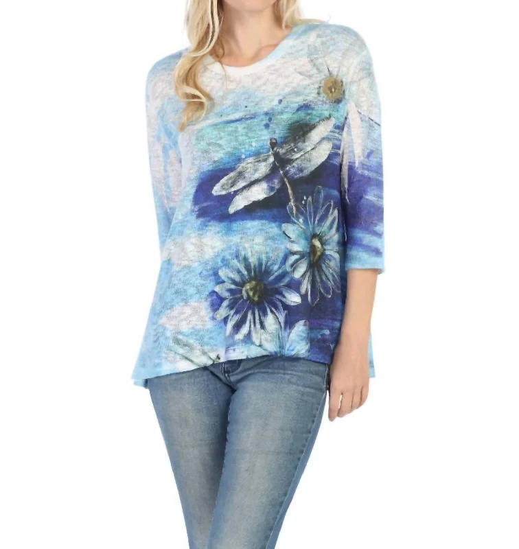 Gorgeous Glamour Collection Sky High Sweater Knit Hi-Low Top In Blue/white