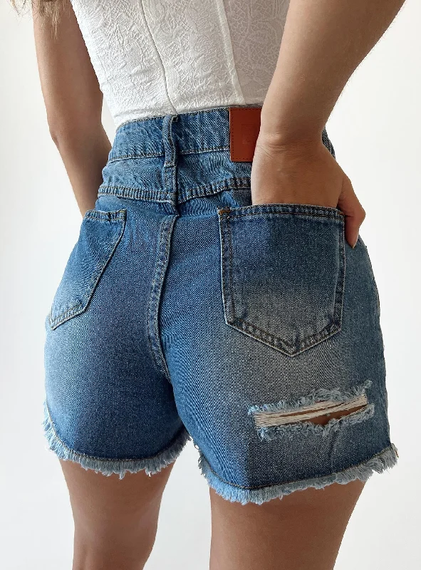 Elegant Attire For The Modern Lady Este Shorts Denim