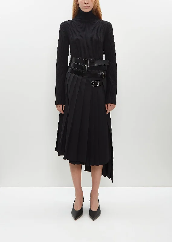 Cutting Edge Fashion Belted Pleat Skirt