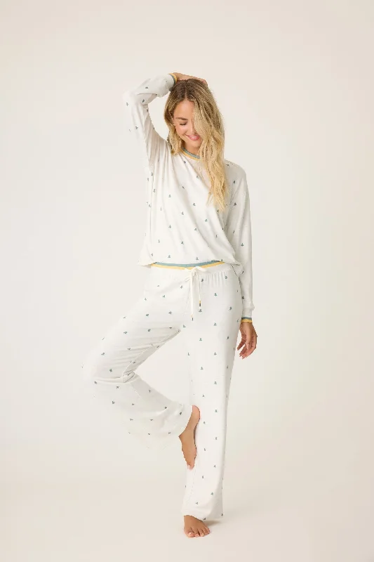 Budget Friendly Women's Great Outdoor Long Sleeve PJ Top