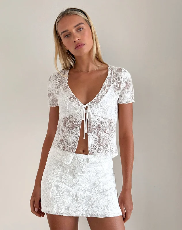 Everyday Glamour Hillary Tie Top in Textured Floral White