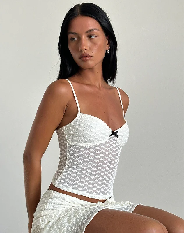 Minimalist Chic Grafika Cami Top in Ivory Heart Lace