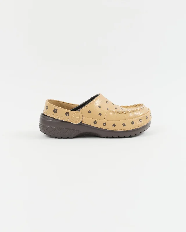 The Epitome Of Modern Women's Fashion Story mfg. x Crocs - Classic Clog