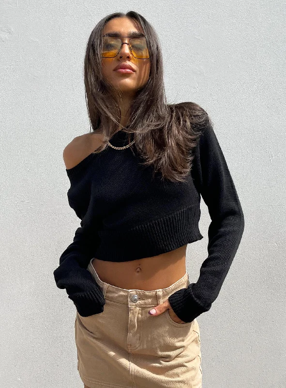Vintage Look Britta Cropped Sweater Black