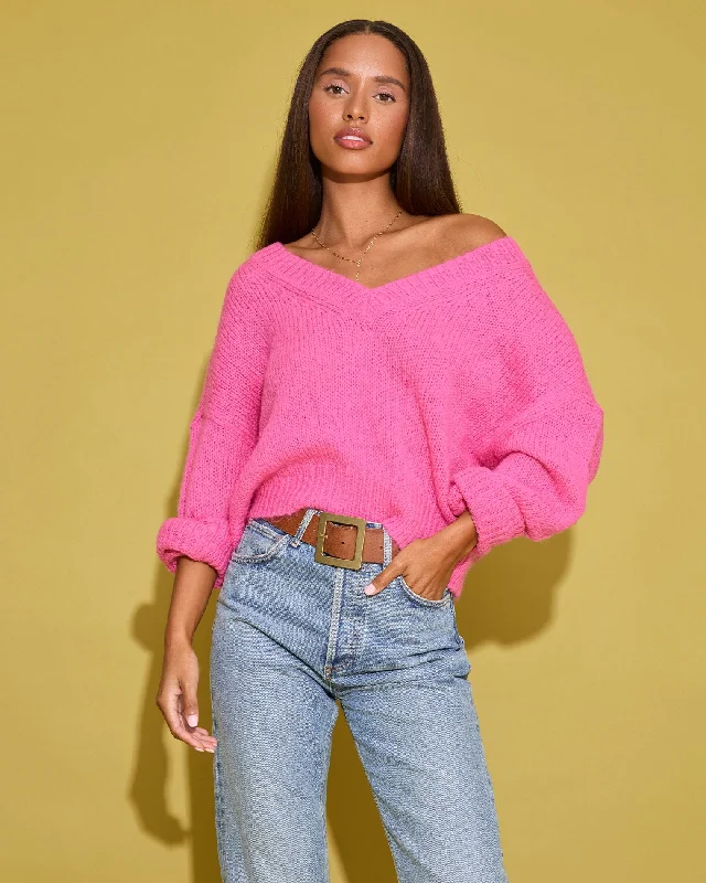 Chic Allure Icon Pullover - Bubblegum Pink