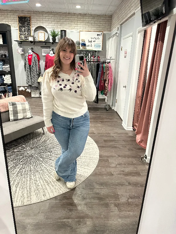 Catch Every Fashion Trend Clearance Event – Grab Stylish Outfits Before They're Gone Jenna Floral Detail Crewneck Sweater