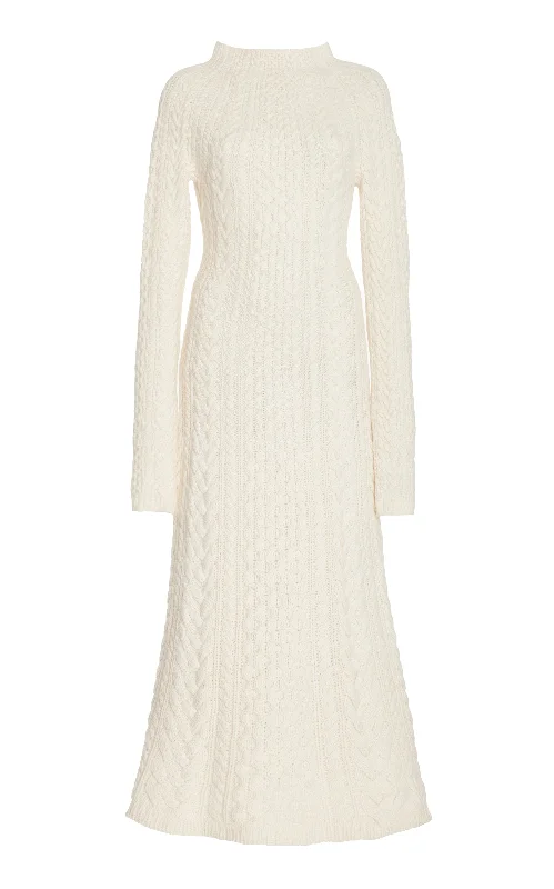 Elegant Ensemble Amaris Knit Maxi Dress in Ivory Cashmere
