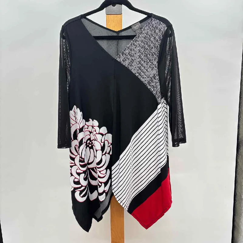 Fashion Forward, Function First Chico's Women's Size M Black Multi-Pattern Tunic