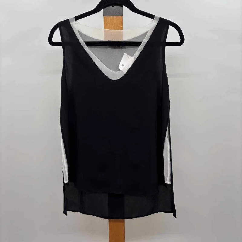 Trendy Street Style Banana Republic Women's Size XS Black Solid Sleeveless Shirt