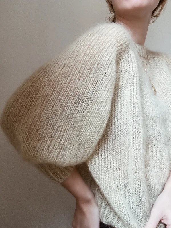 End Of Season Sale Sweater No. 1 - ENGLISH