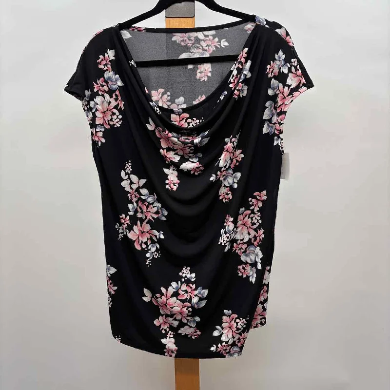 Everyday Wear Lane Bryant Women's Size L Black Floral Short Sleeve Shirt