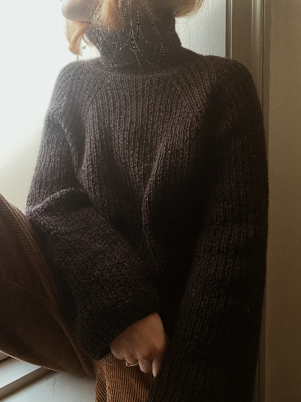Save On Classic Elegant Styles Sweater No. 13 - ENGLISH