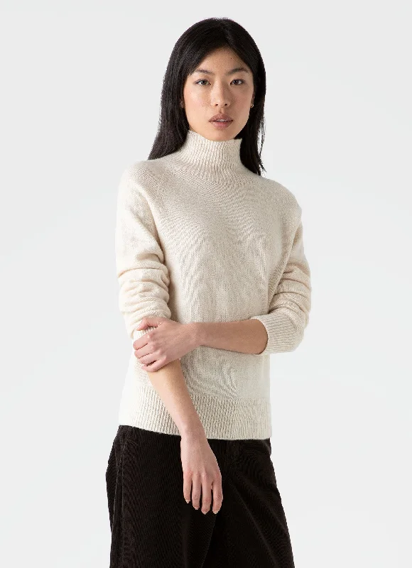 Find Your Unique Flair Women's Lambswool Funnel Neck Jumper in Ecru