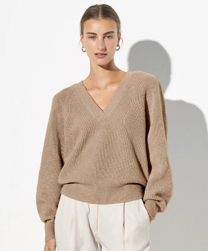 Chic Outfits The Must-Have V