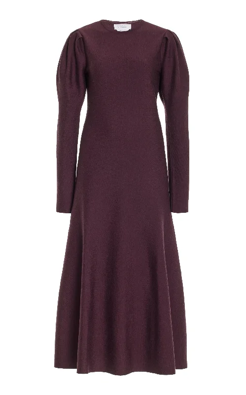 Chic Urban Fashion Look Hannah Knit Maxi Dress in Deep Bordeaux Merino Wool Cashmere Chic Urban Fashion Look Hannah Knit Maxi Dress in Deep Bordeaux Merino Wool Cashmere