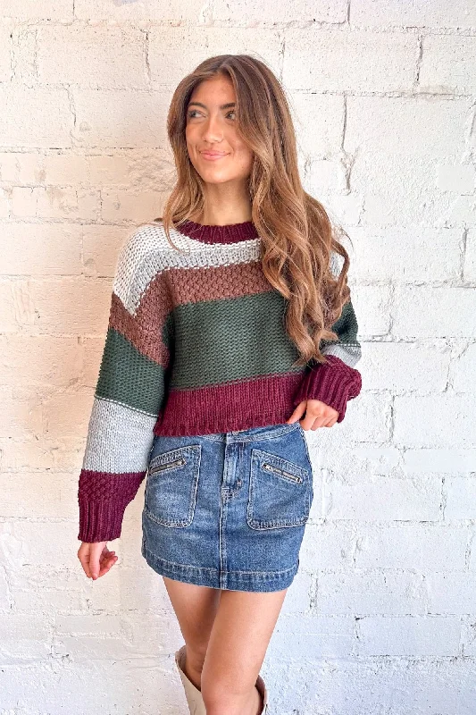 Step Ahead, Lead The Trend Sustainable Women's Apparel Winter Magic Sweater