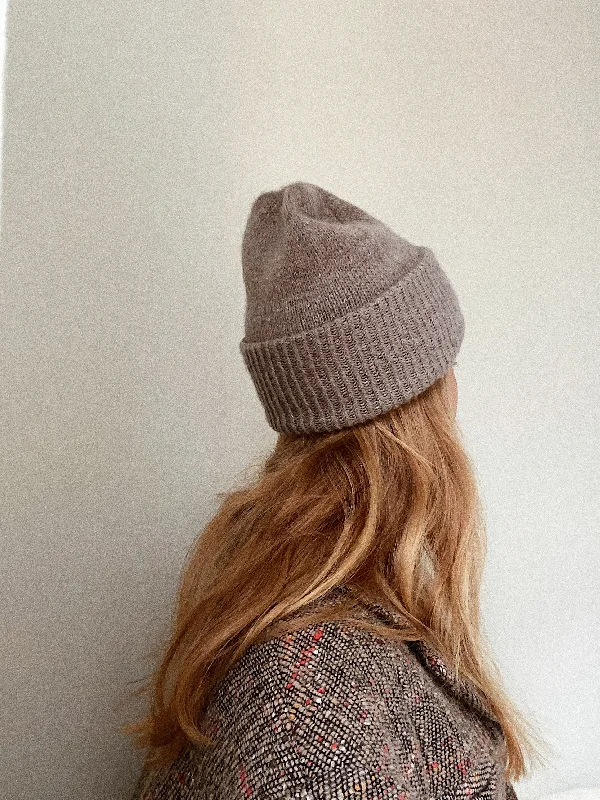 Trend Forward Women's Wear Beanie No. 3 - DANSK