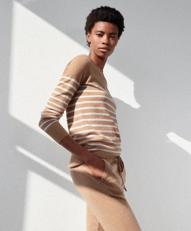 Sleek Design Crew Neck Sweater