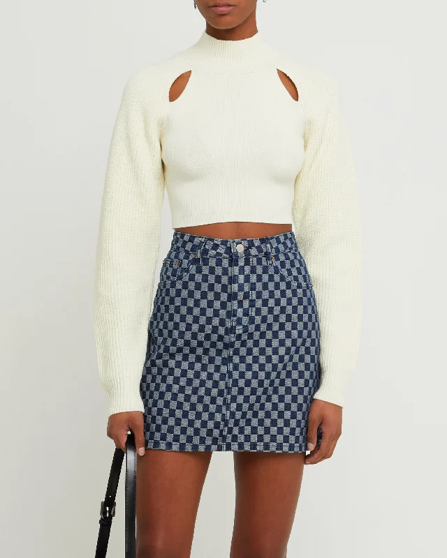 Hot Trends Clasp Cutout Top