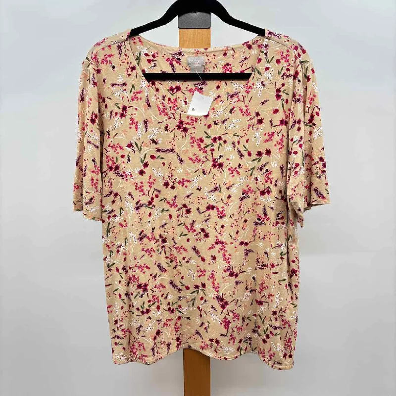 Casual Chic Chico's Women's Size XL Tan Floral Short Sleeve Shirt