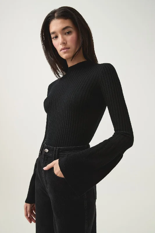 Urban Sophistication Flute Bell Sleeve Knit Top