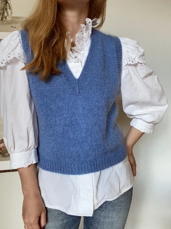 Fashion For Every Occasion Vest No. 2 Spring Edition - ENGLISH