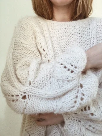 Versatile Wardrobe Essentials Sweater No. 3 - ENGLISH