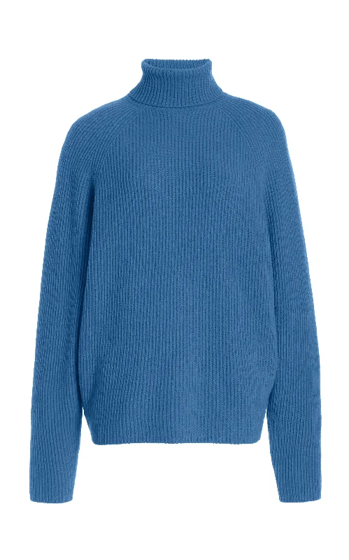 Fashion Deal Wigman Knit Turtleneck Sweater in Light Blue Denim Cashmere