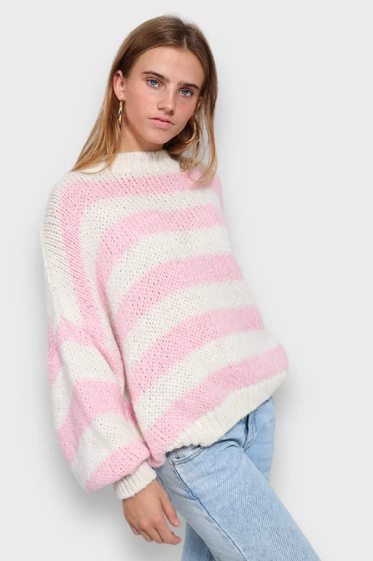 Feminine Elegance "Striped" sweater baby pink