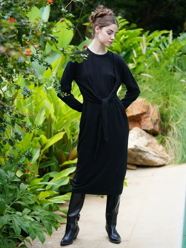 Trendy Aesthetics Odette Women Black Light Knit Solid Overall Long Stitched Dress