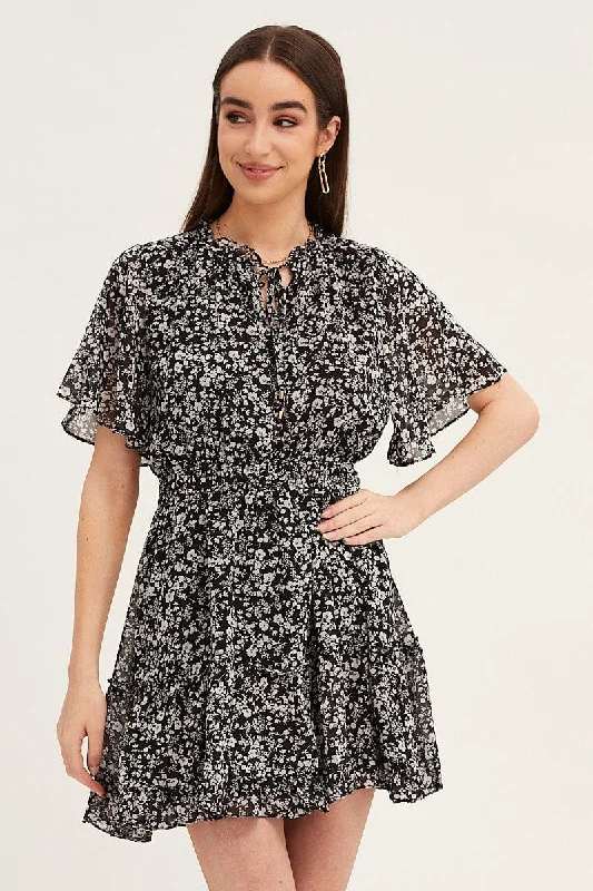 Casual Fashion Ditsy Print Flutter Sleeve Tiered Dress