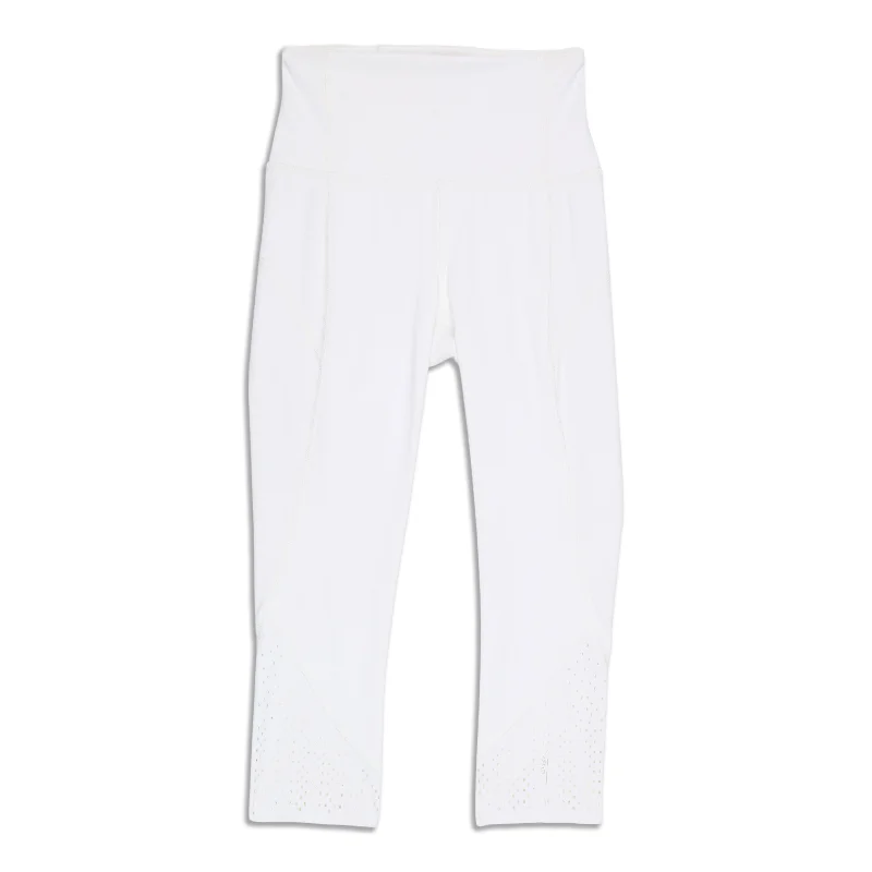 Travel Essentials Anew High-Rise Crop - Resale