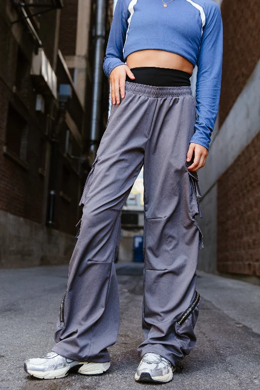 Romantic Flair Easy Heart Cargo (Five X Blake)