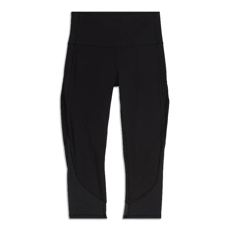 Embrace New Fashion Fresh In Mesh Crop - Resale