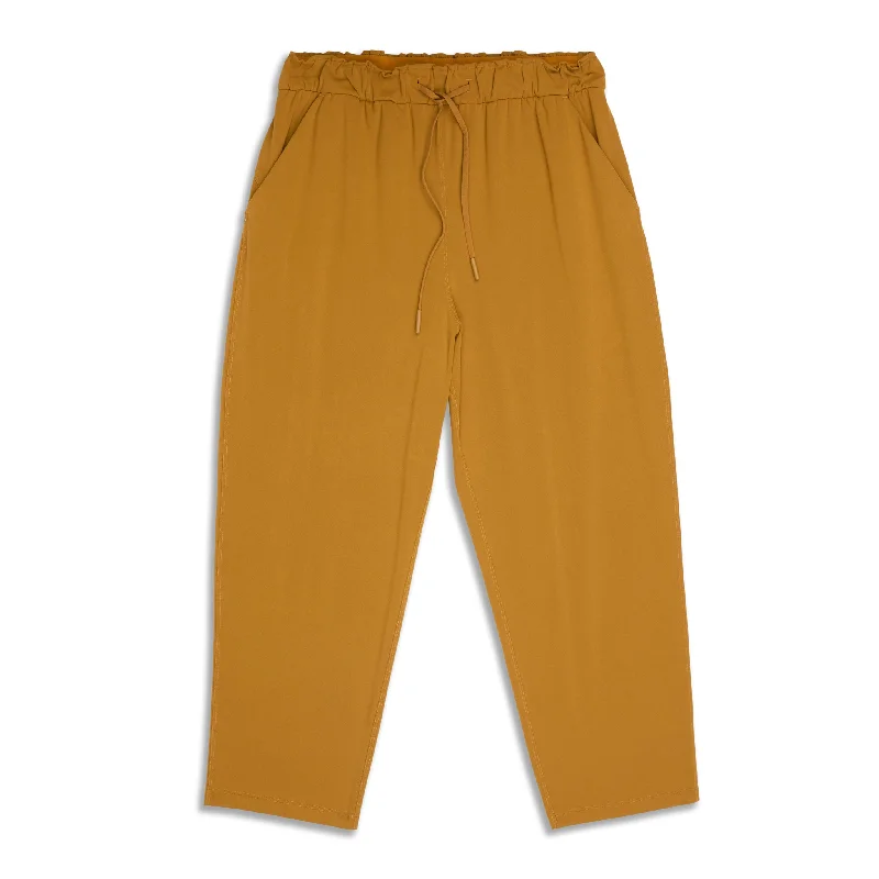 Great Prices On Feminine Styles Keep Moving Crop - Resale