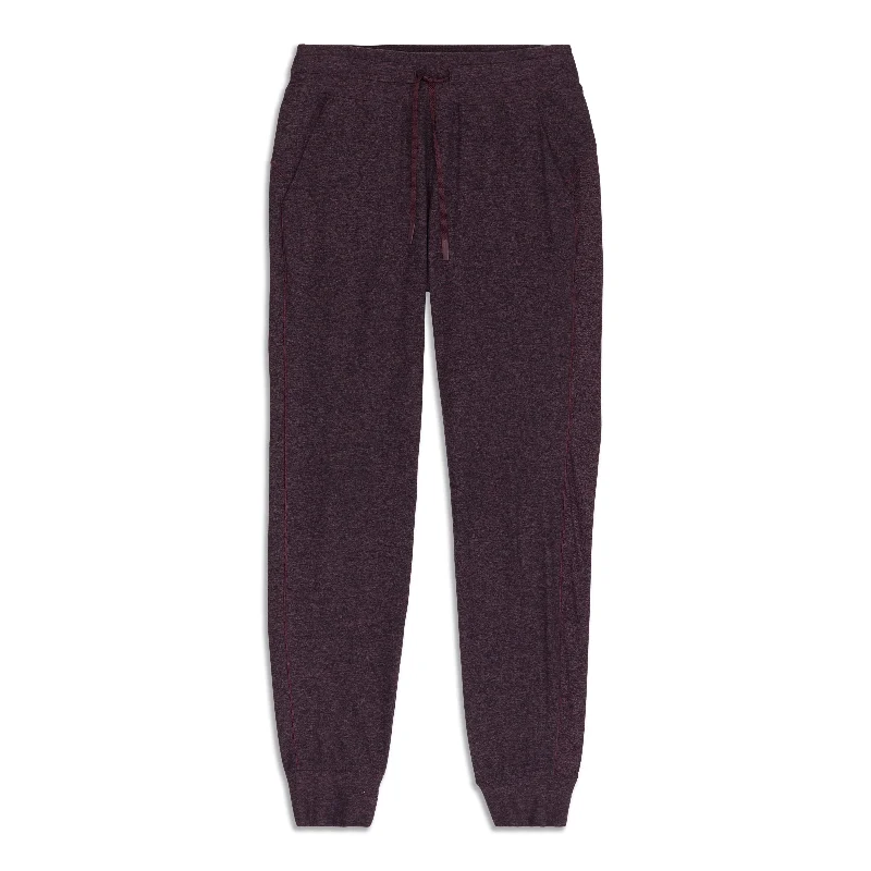 Fashionista Favorites Ready To Rulu Pant - Resale