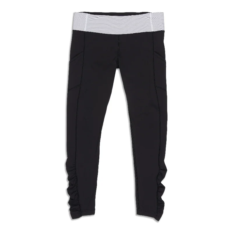 Trend Alert Speed Legging - Resale