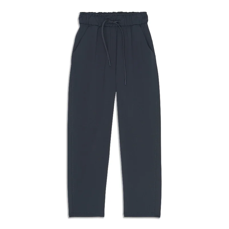 Unleash Your Style Stretch High-Rise Cropped Pant - Resale