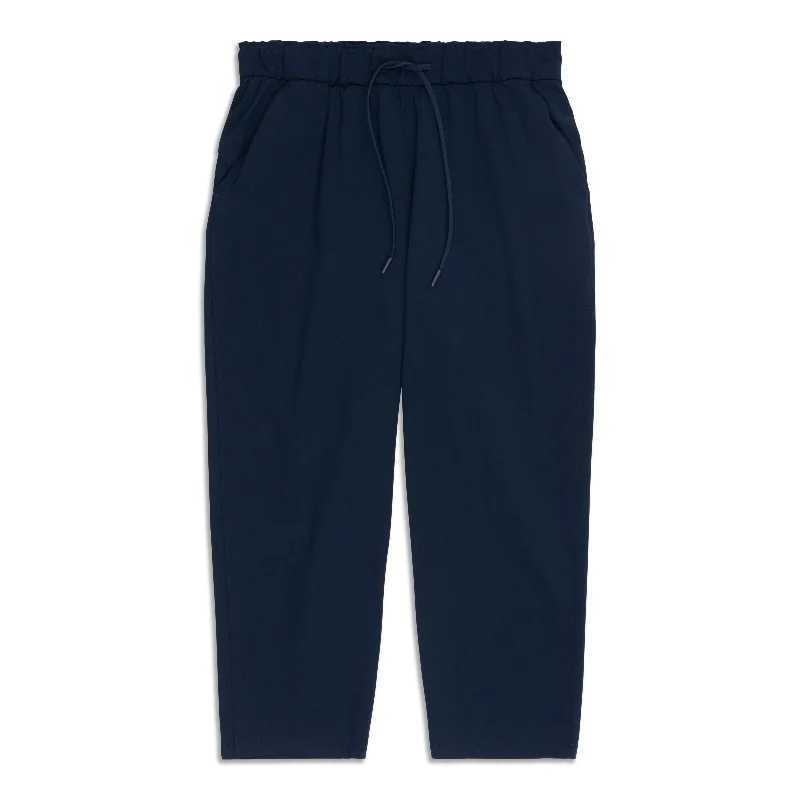 Style Breakthroughs Stretch High-Rise Cropped Pant - Resale